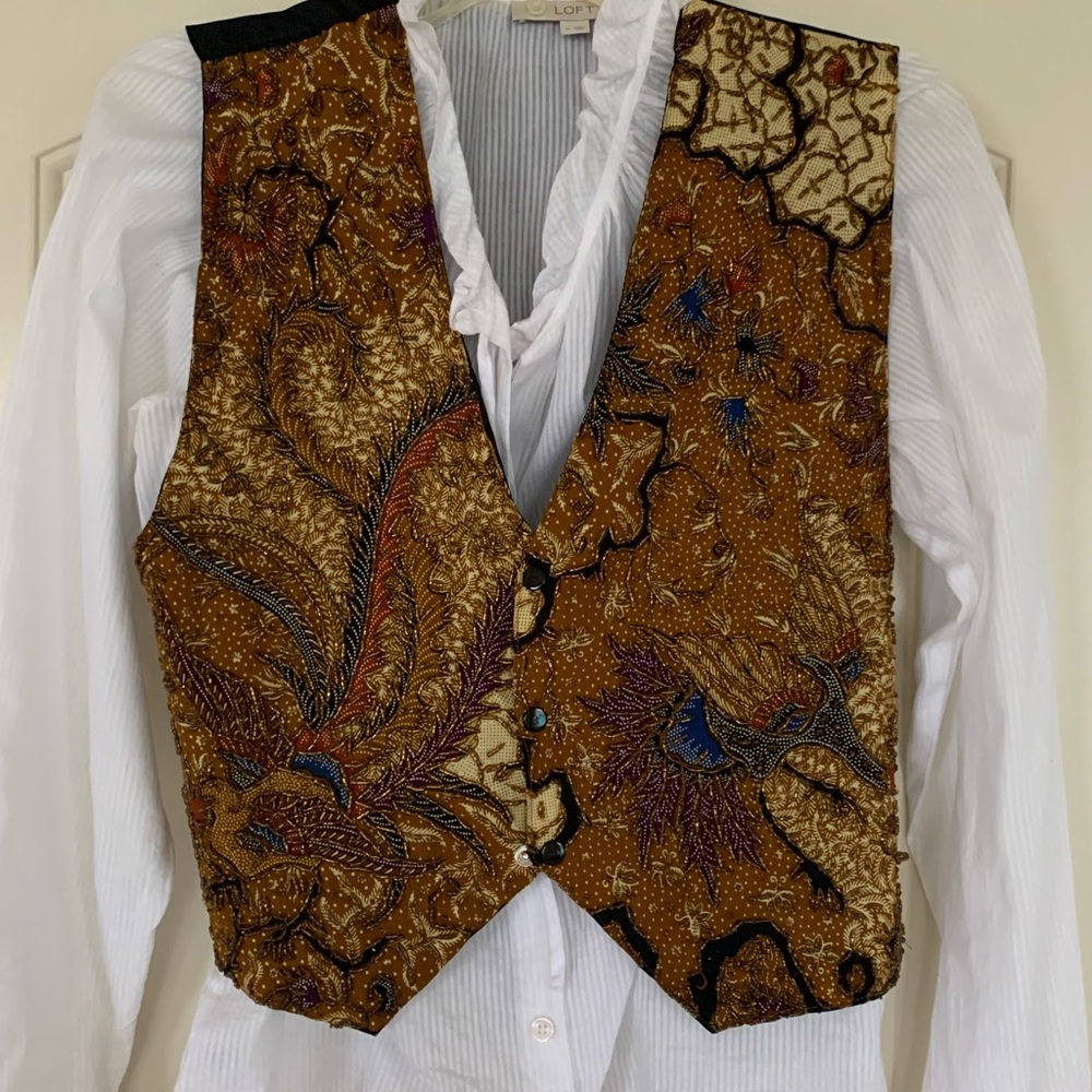 Beaded Vest - Picture 5 of 7